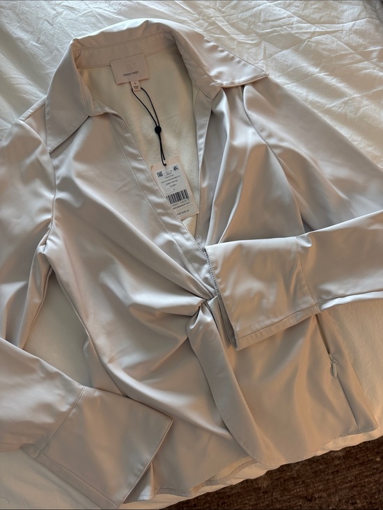 cinq a sept Jackets & Blazers - Cinq a Sept off white grey Twist-Front pleather top